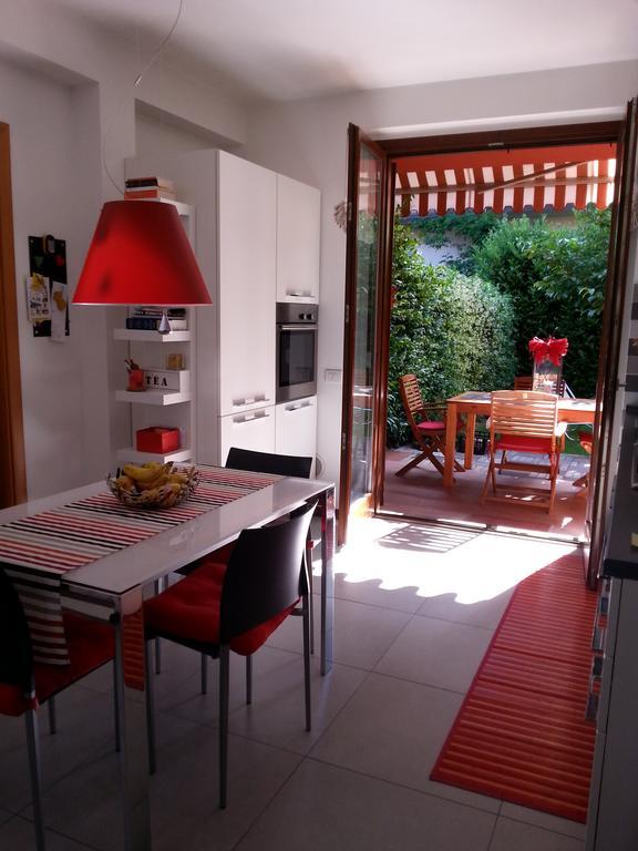 B&B Douglas House Varese Exterior foto